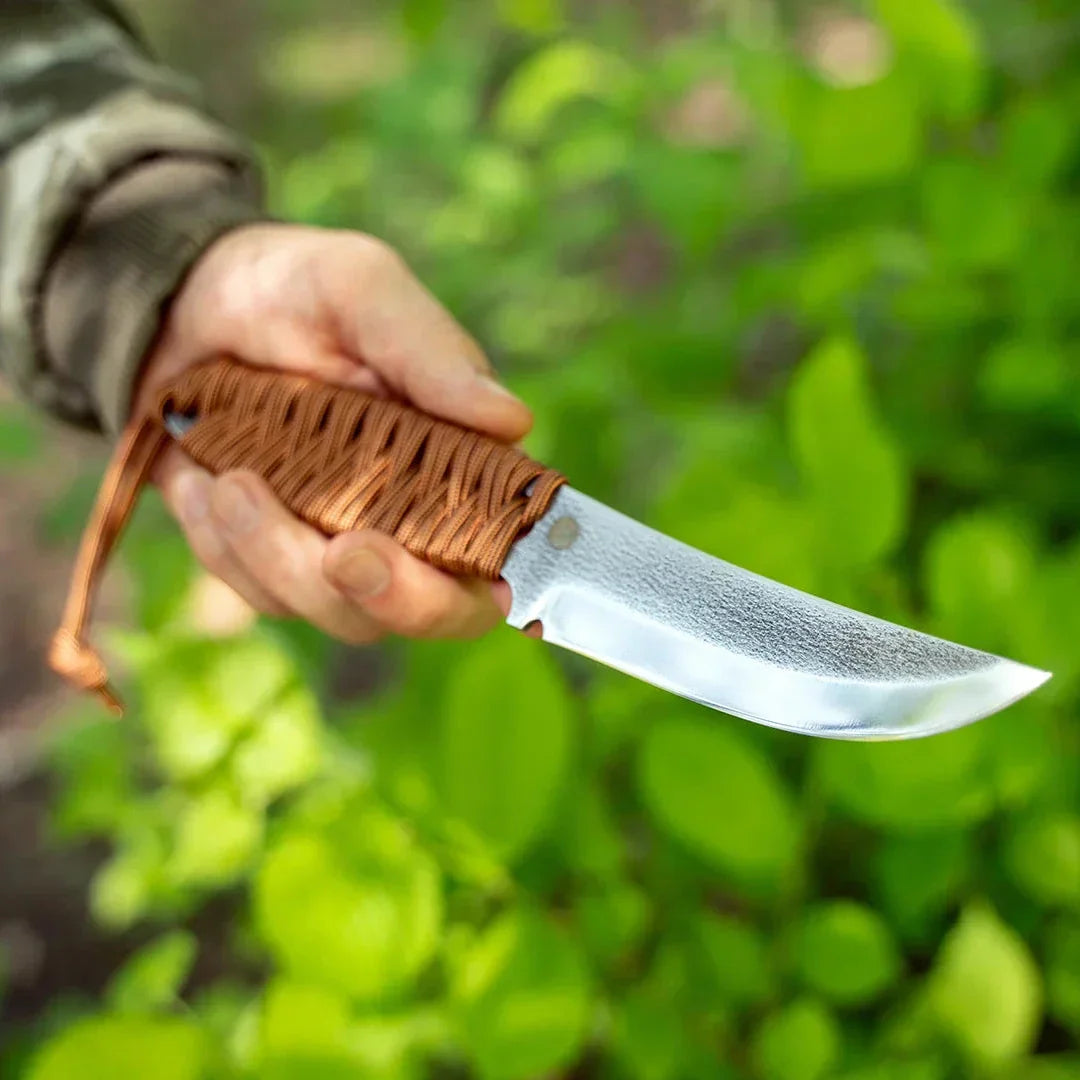 Couteau SNK1 Skeleton avec étui en cuir - Couteau Bushcraft D2 acier