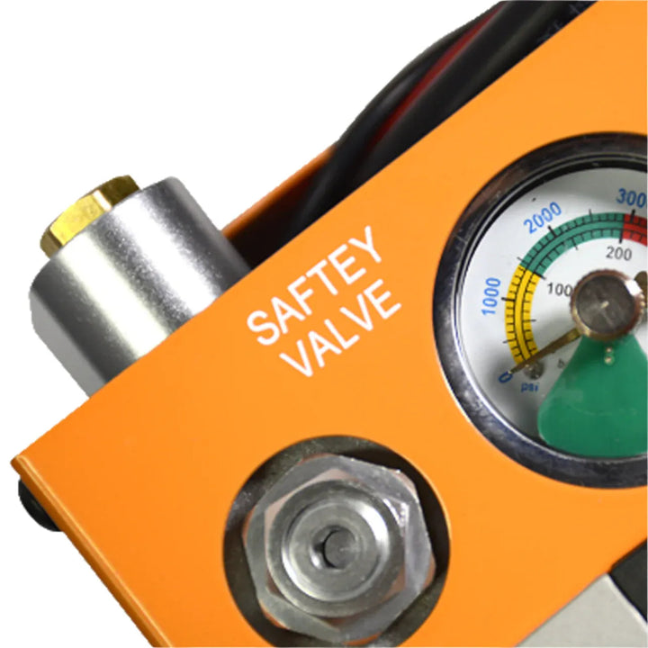 Snowpeak - Portabel PCP Kompressor med Autostopp - 12V/220V 300BAR - Game-On.no