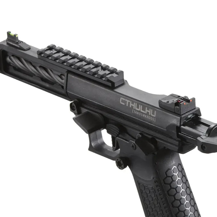 Tandemkross CTHULHU - Gassdrevet Softgun Pistol - Semi/Fullauto - Svart - Game-On.no