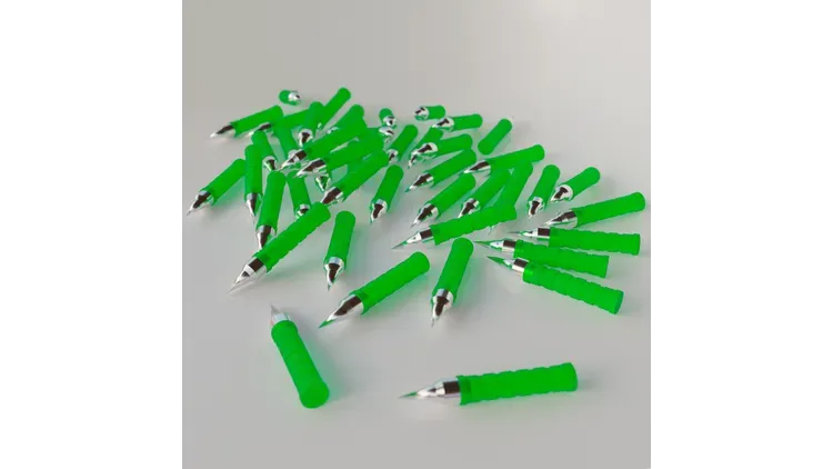 UX Airgun Darts 4.5mm – 100 stk gjenbrukbare dartpiler til luftvåpen - Game-On.no